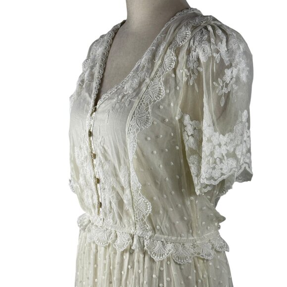 NWOT Carly Jean Los Angeles Ivory Lacy V-Neck Junie Dress Size Medium - Picture 6 of 15